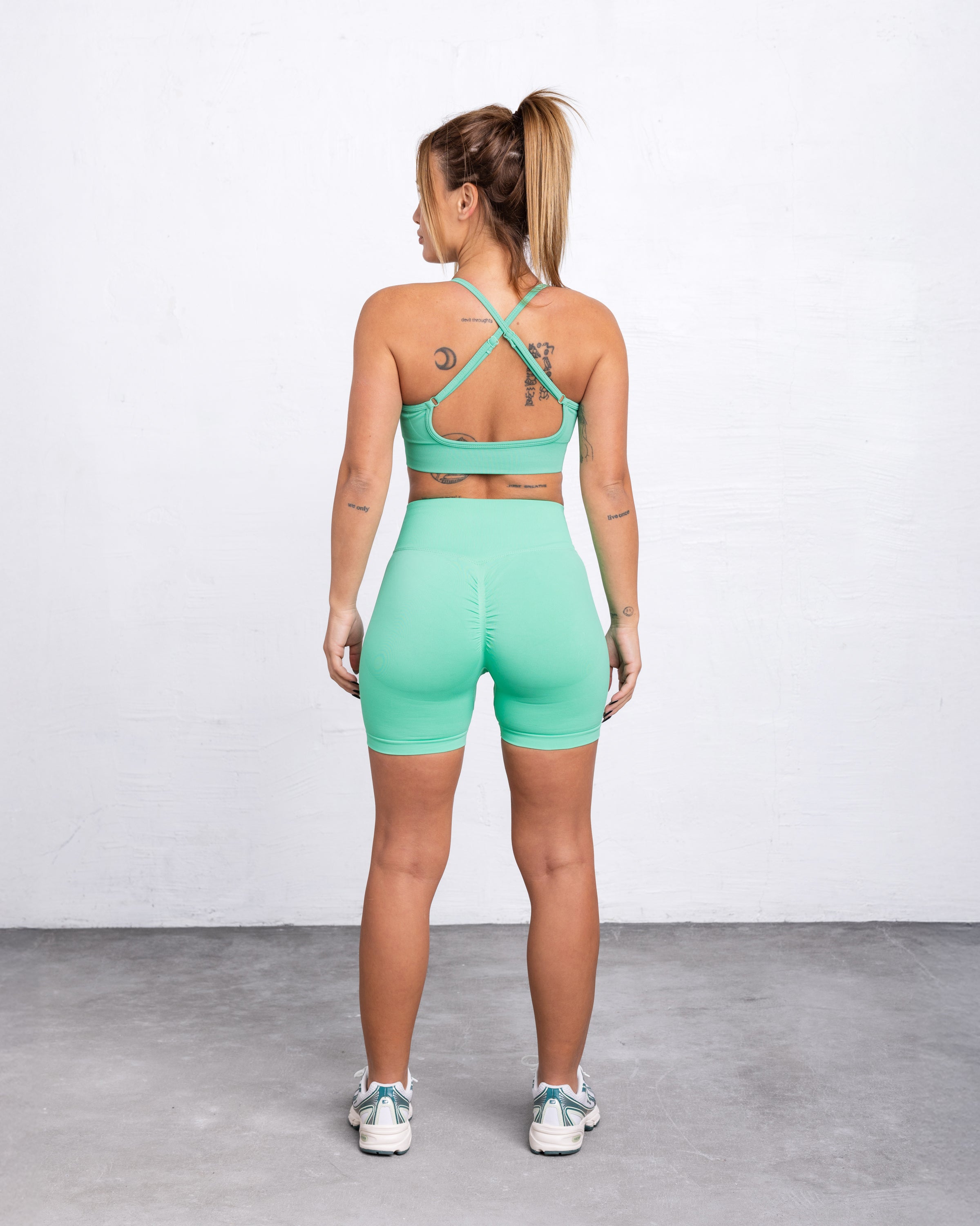 Short Sculpt Scrunch - Lime - Joy Studio - Sportswear